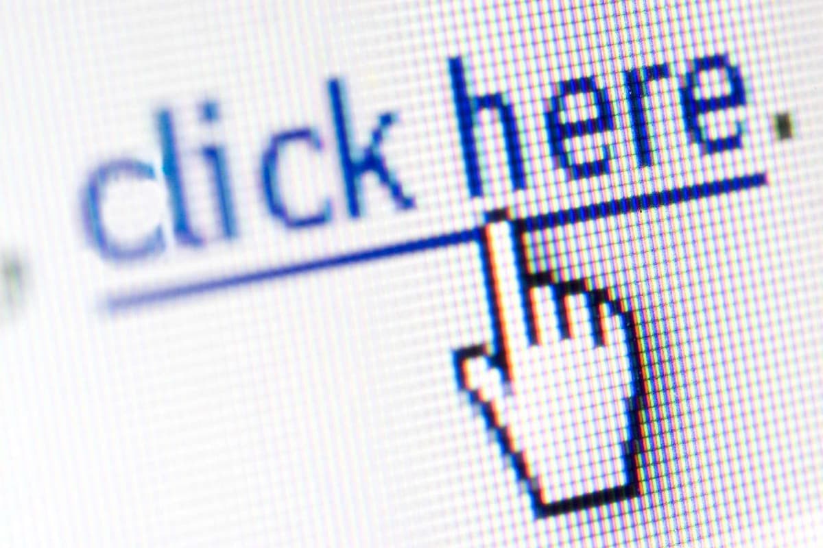 Website internal linking structure showing connected pages and navigation pathways for SEO optimisation